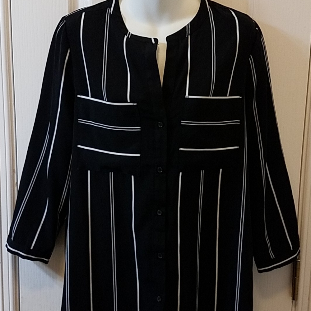 Romeo & Juliet Couture black and white tunic dress